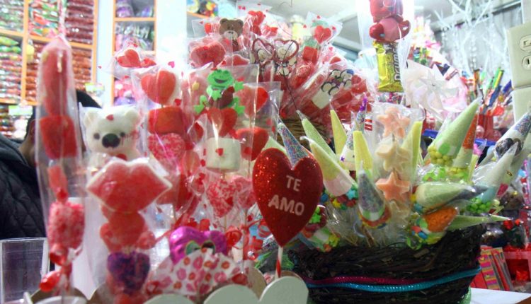 Dia de los enamorados, CANACO, Comercio