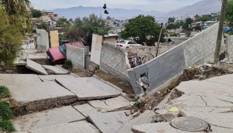 colonia 3 de octubre, Protección Civil, casas, hundimiento
