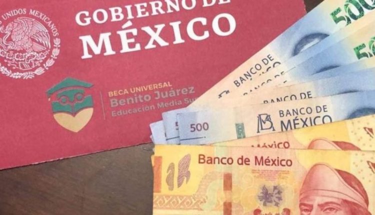 Becas, escuelas, funcionario, alumnos