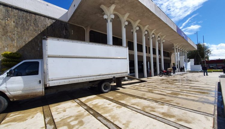 UABC, decreto, derecho