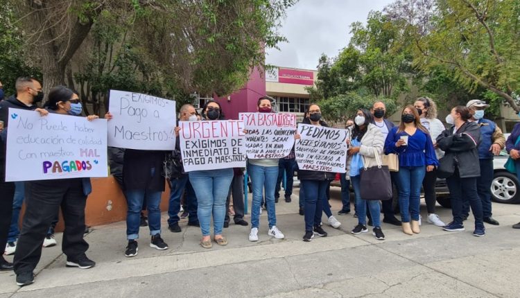 Escuela, Educación Básica, Maestros
